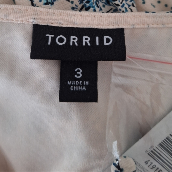 Torrid floral maxi dress - NWT - Picture 7 of 10